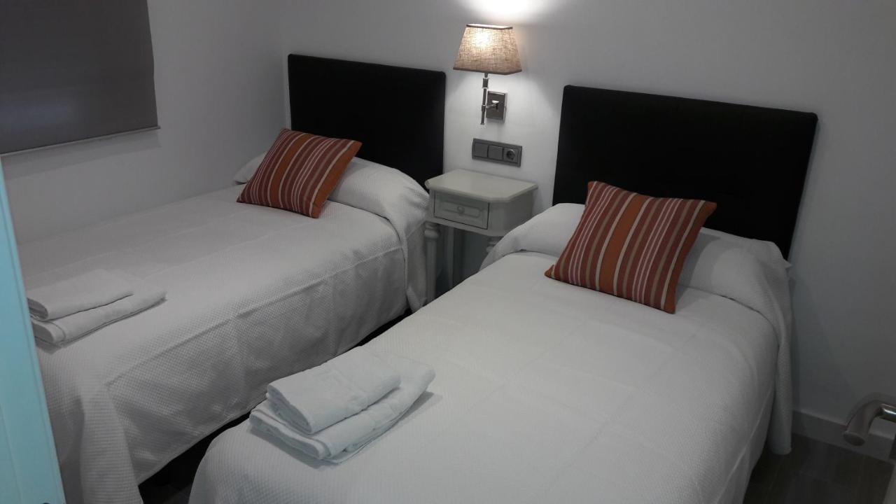 Guesting Velazquez Apartment กาดิซ ภายนอก รูปภาพ